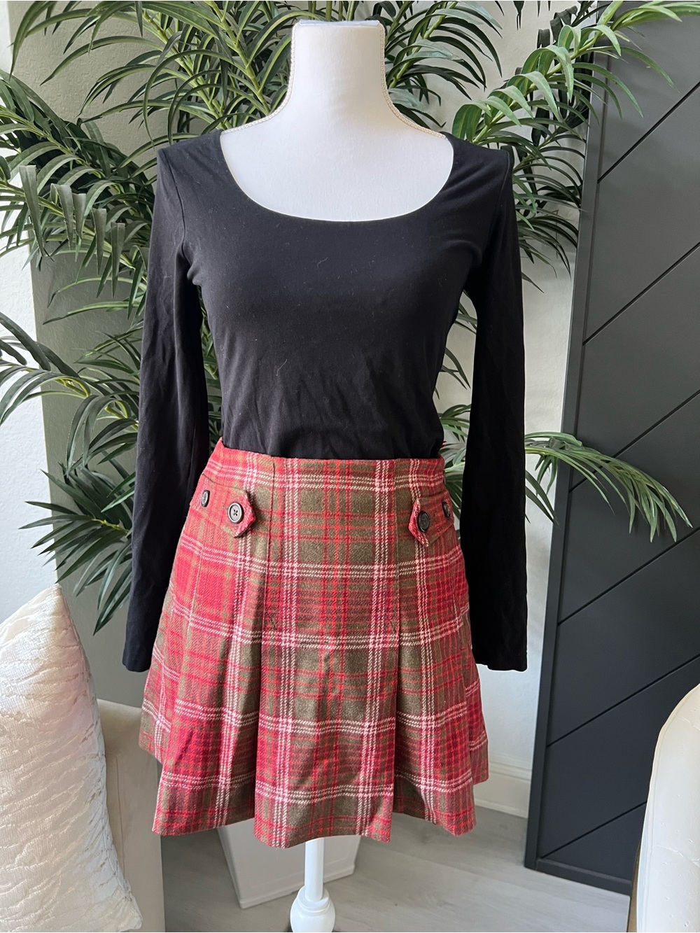 Vintage GAP Red and Olive Plaid Pleated Mini Skirt